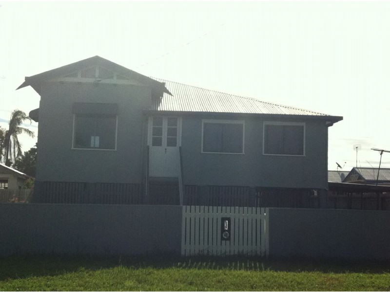 10 Steen Street, South Mackay QLD 4740