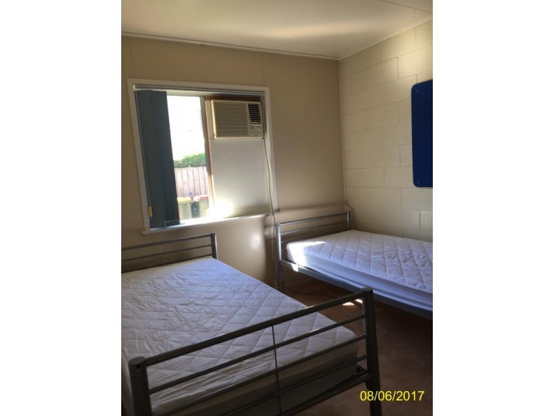 2/26 Penn Street, South Mackay QLD 4740