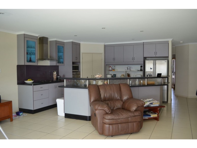 35 Rasmussen Avenue, Hay Point QLD 4740