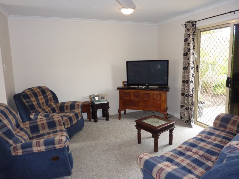 4/3 Ribbon Court, Glenella QLD 4740