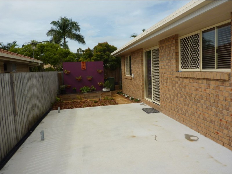 4/3 Ribbon Court, Glenella QLD 4740