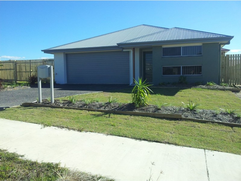14 Hawkins Street, Bucasia QLD 4750