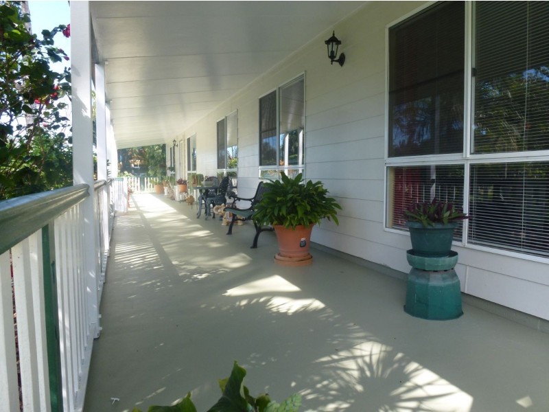 11 Rainbow Street, Armstrong Beach QLD 4737