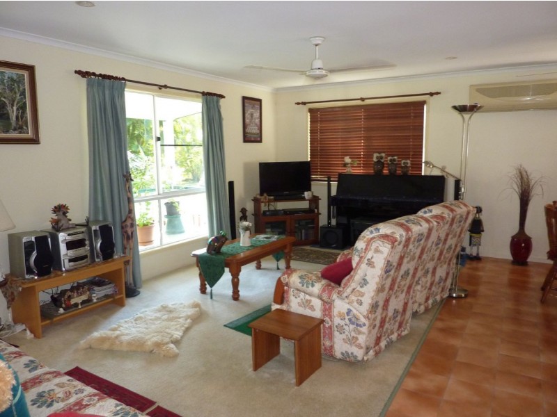 11 Rainbow Street, Armstrong Beach QLD 4737