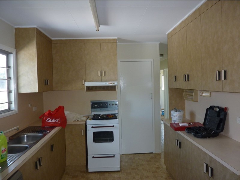 1 George Milton Street, West Mackay QLD 4740