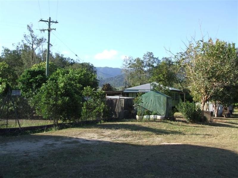5708 Mackay Eungella Road, Finch Hatton QLD 4756