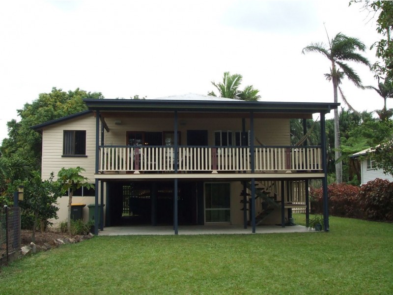 8 Fadden Street, Walkerston QLD 4751