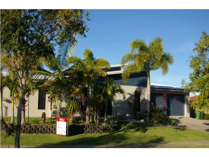 16 Gingham Street, Glenella QLD 4740