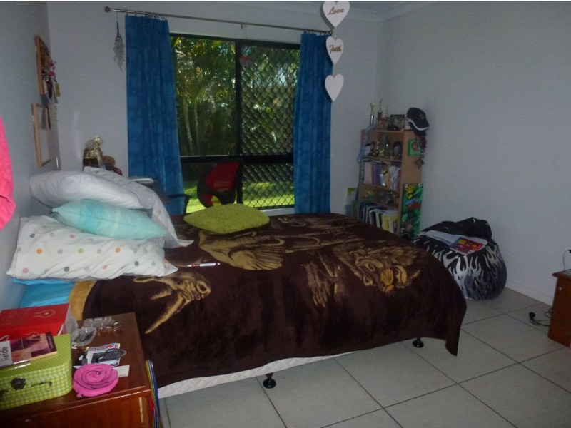 16 Gingham Street, Glenella QLD 4740