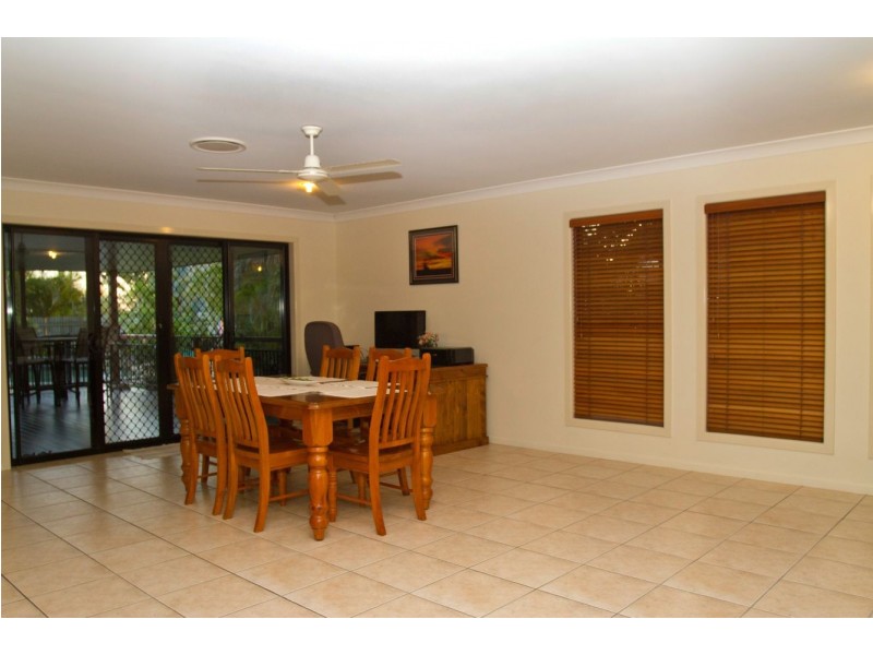 94 Wheeler Drive, Glenella QLD 4740