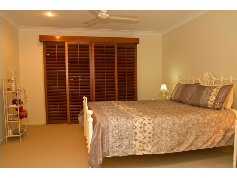 94 Wheeler Drive, Glenella QLD 4740