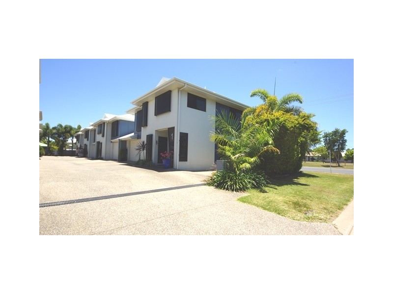 3/237 Evan Street, South Mackay QLD 4740