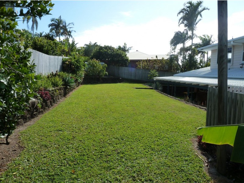 10 Denise Court, Beaconsfield QLD 4740