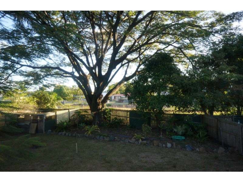 7 Venton Street, Sarina QLD 4737