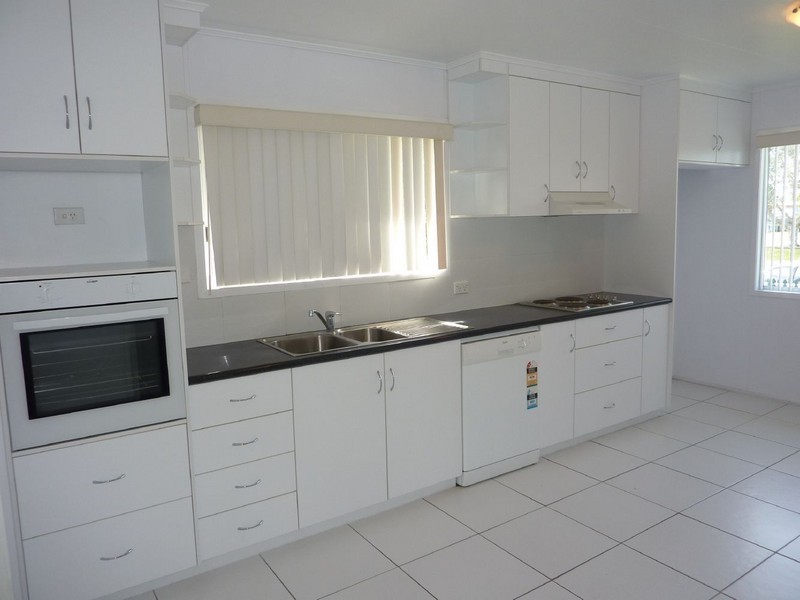 8 Pompey Street, Mackay QLD 4740