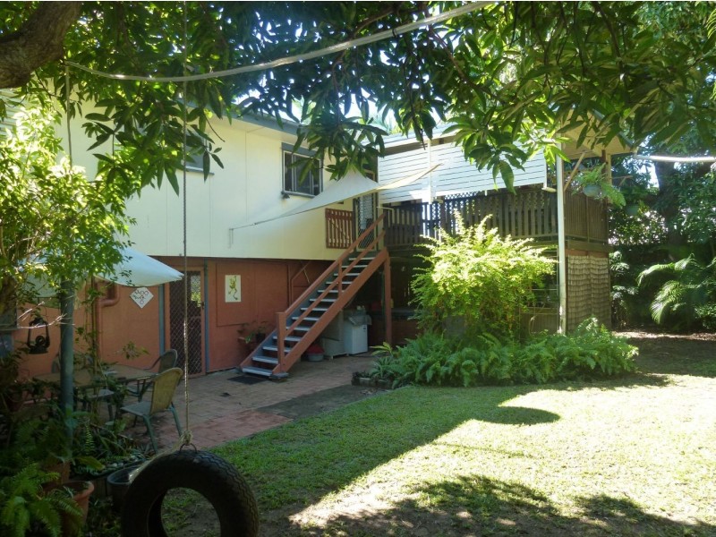 9 Swift Street, Slade Point QLD 4740