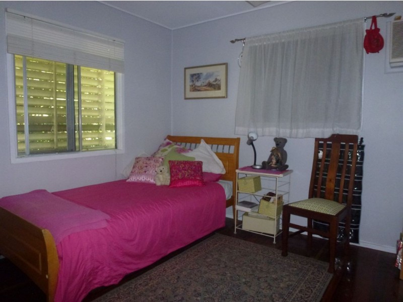 9 Swift Street, Slade Point QLD 4740