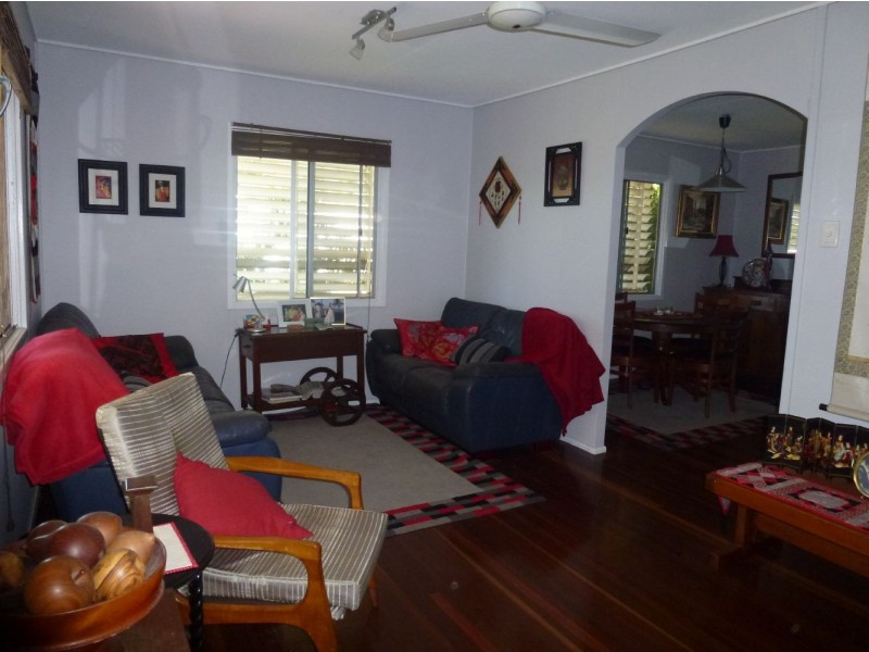 9 Swift Street, Slade Point QLD 4740