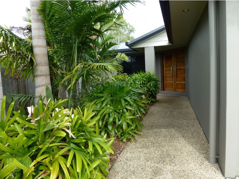 18 Friarbird Avenue, Blacks Beach QLD 4740