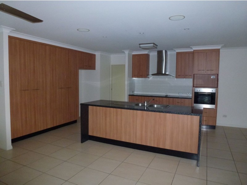 18 Friarbird Avenue, Blacks Beach QLD 4740