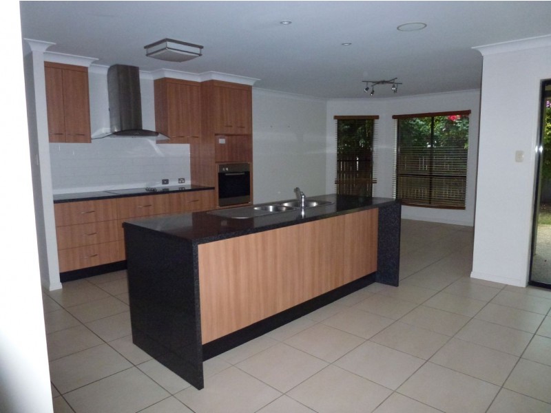 18 Friarbird Avenue, Blacks Beach QLD 4740