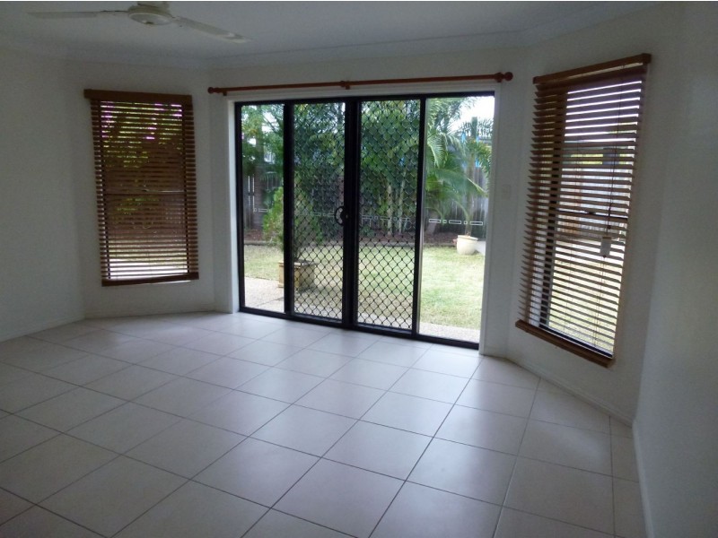 18 Friarbird Avenue, Blacks Beach QLD 4740