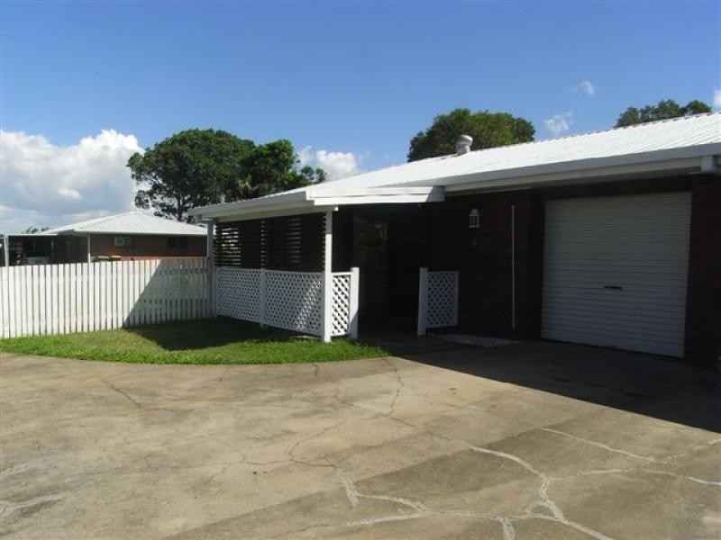 Unit 2/35 Absolon Street, South Mackay QLD 4740