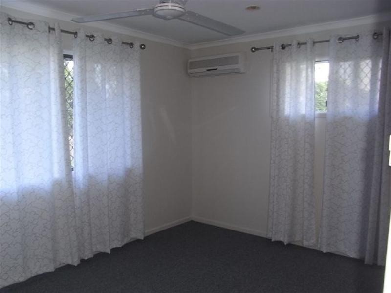 Unit 2/35 Absolon Street, South Mackay QLD 4740