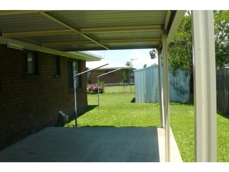 Unit 2/35 Absolon Street, South Mackay QLD 4740