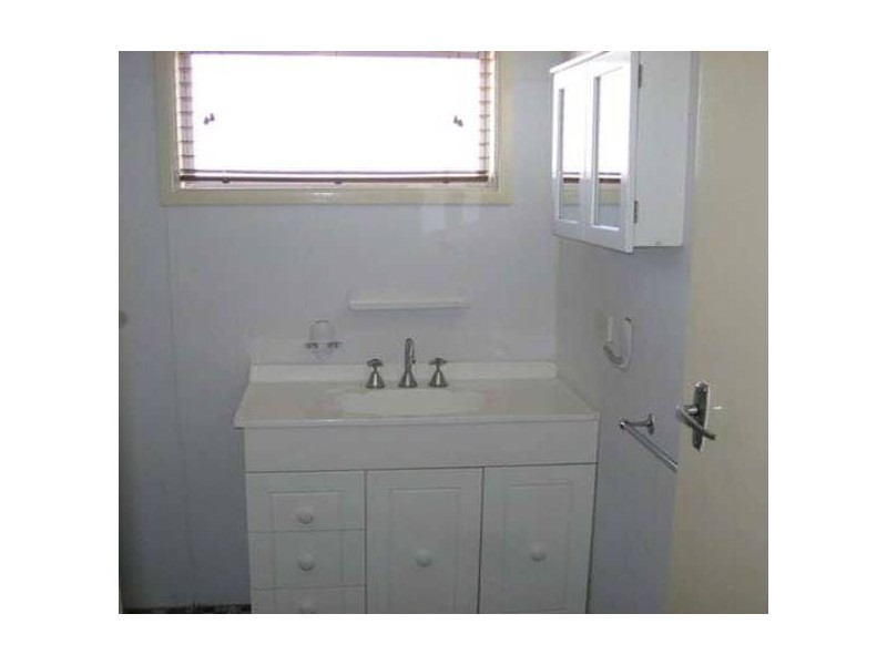 2/18 Meadow Street, North Mackay QLD 4740