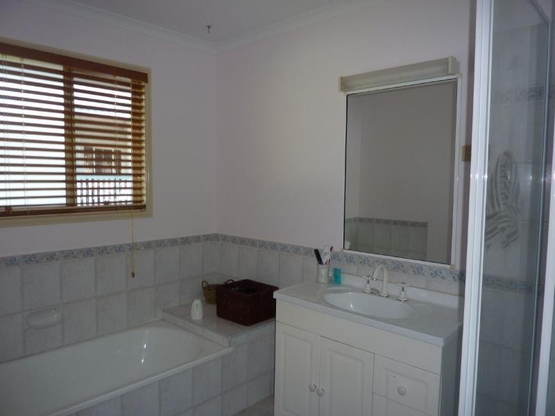 6 Chapman Court, Eimeo QLD 4740