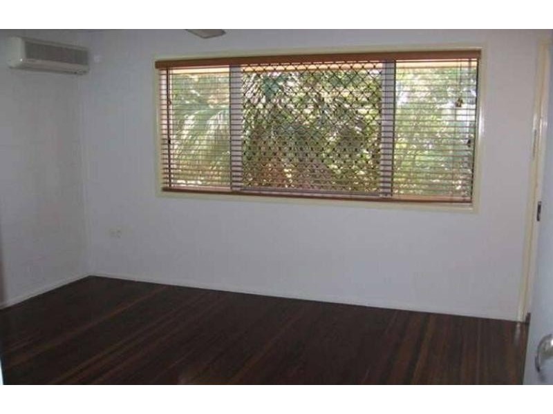 Unit 2/18 Meadow Street, North Mackay QLD 4740