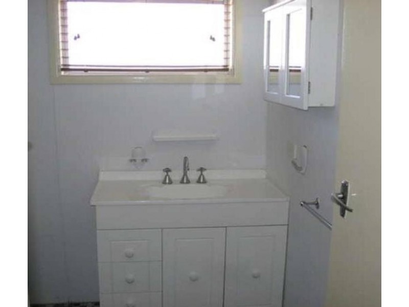 Unit 2/18 Meadow Street, North Mackay QLD 4740