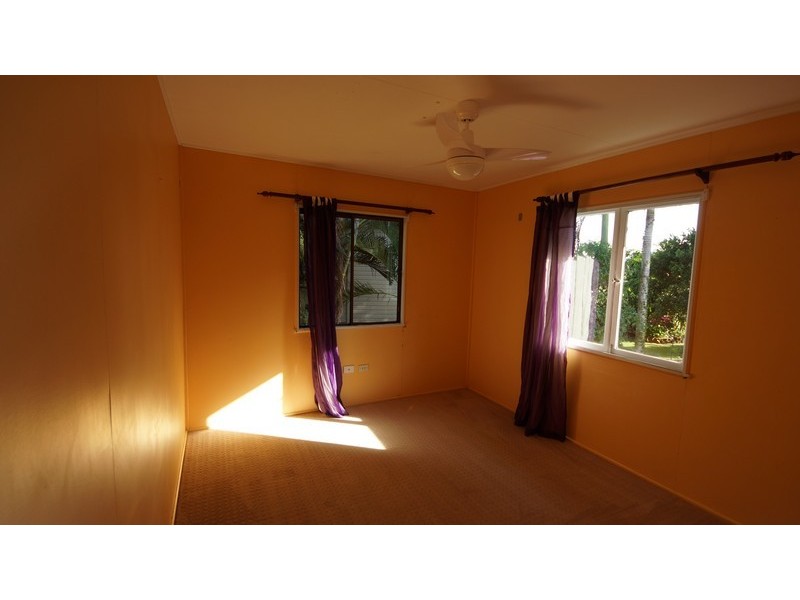 4 Dalrymple Street, East Mackay QLD 4740