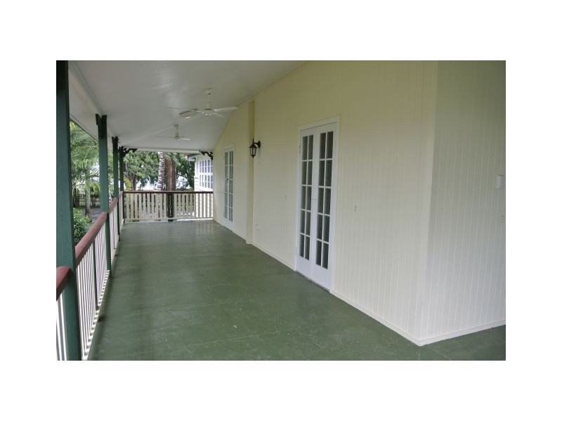 3a Beaconsfield Road, Beaconsfield QLD 4740