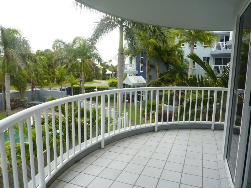 Unit 8/4 Prudhoe Street, East Mackay QLD 4740