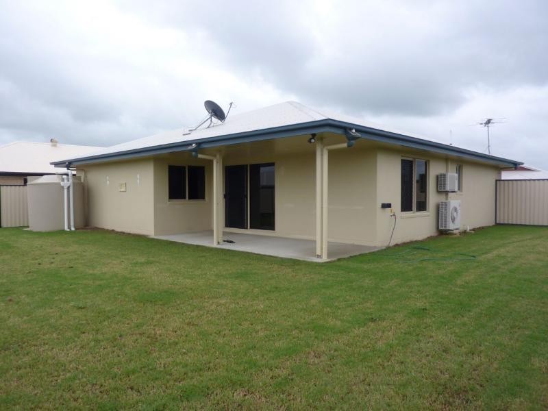 9 Lucy Court, Mirani QLD 4754