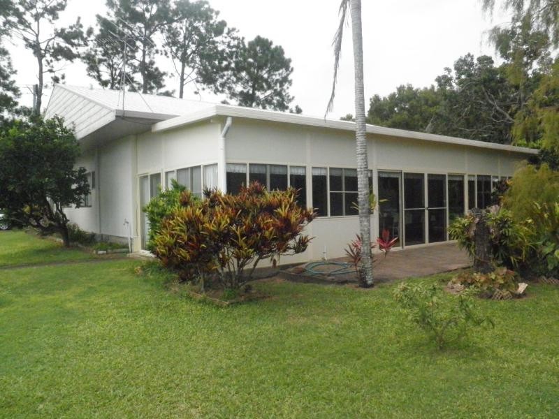 20 Walsh Avenue, Seaforth QLD 4741
