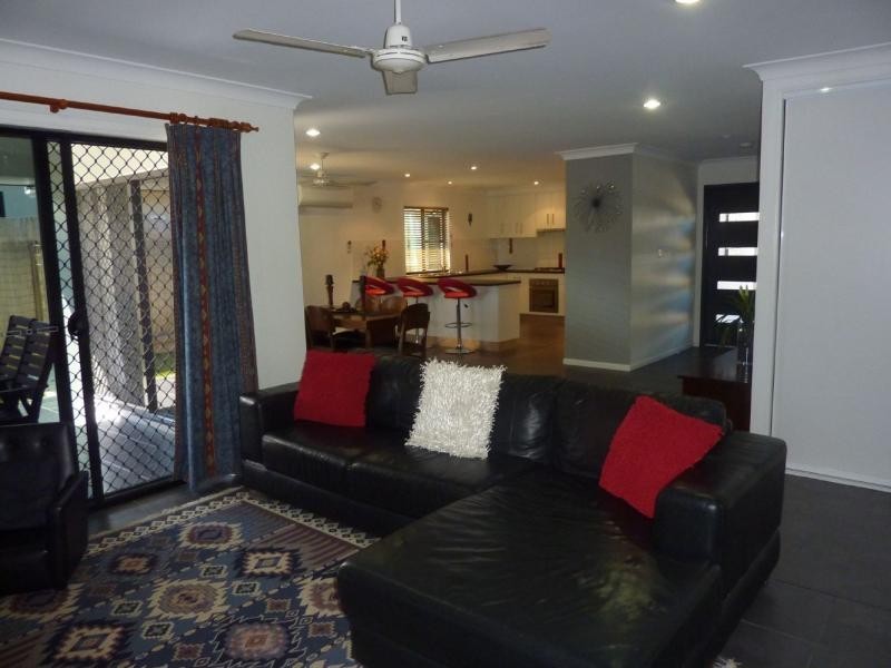 7 Friarbird Avenue, Blacks Beach QLD 4740