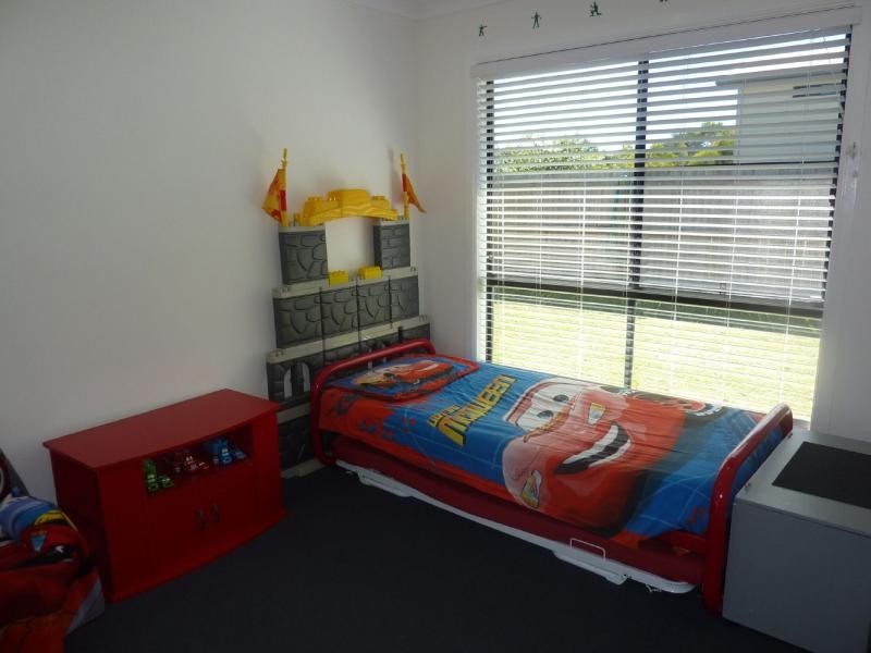 7 Friarbird Avenue, Blacks Beach QLD 4740