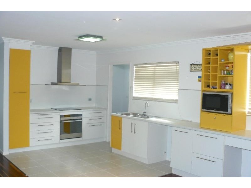 3 Robinson Street, North Mackay QLD 4740
