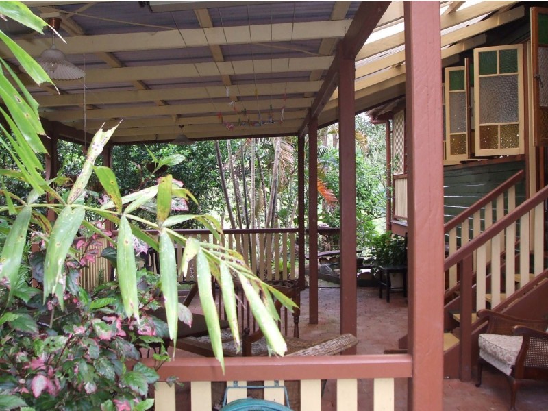 7 Matthew Street, Finch Hatton QLD 4756