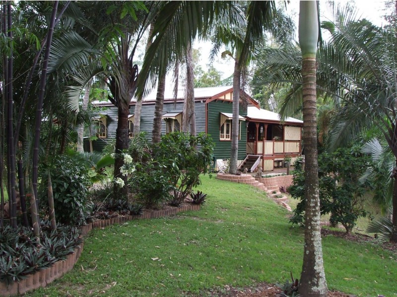 7 Matthew Street, Finch Hatton QLD 4756