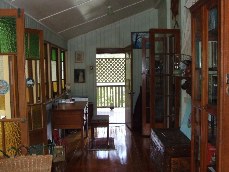 7 Matthew Street, Finch Hatton QLD 4756
