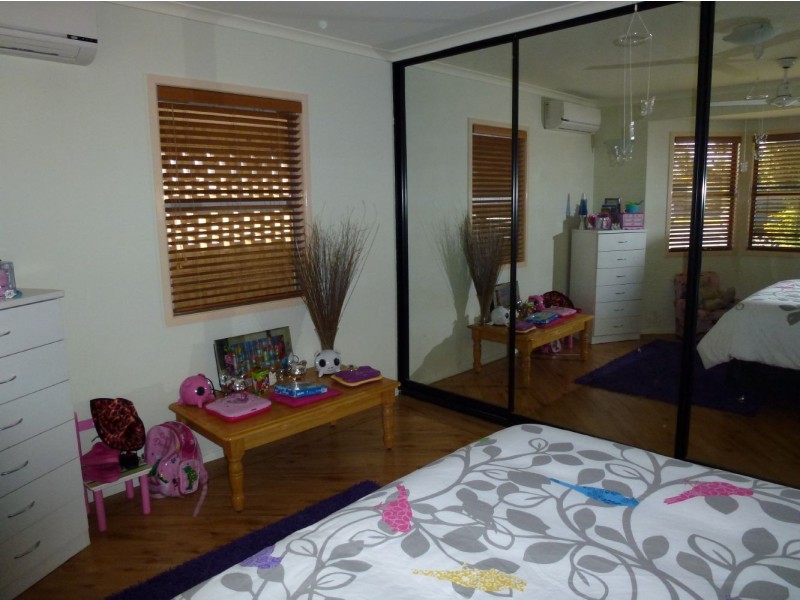 32 Lagoon Street, West Mackay QLD 4740