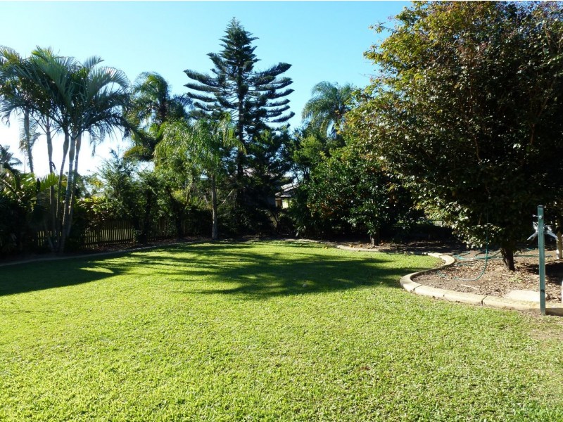 32 Lagoon Street, West Mackay QLD 4740