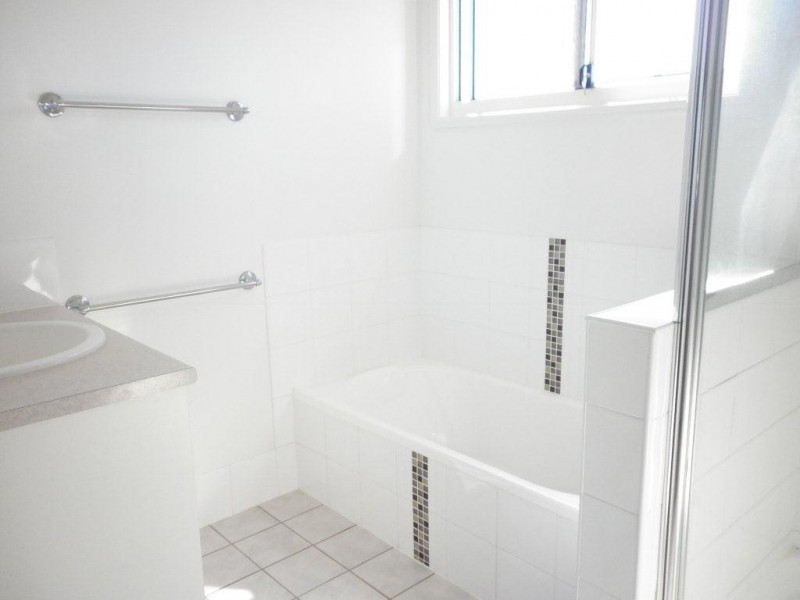 4 Fenners Road, Chelona, Mackay QLD 4740