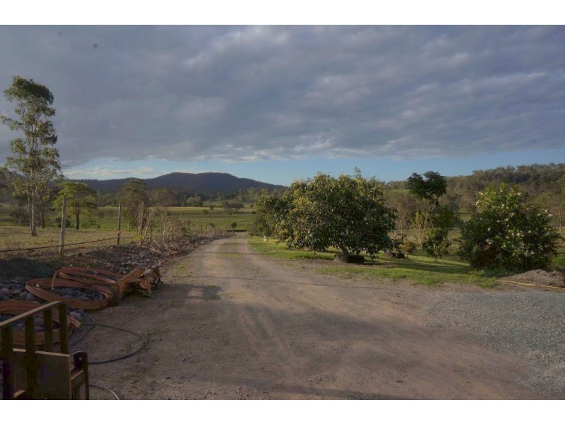 271 Tara Creek Road, Sarina QLD 4737