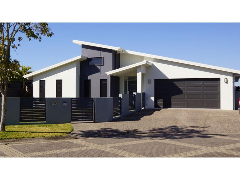 25 Kensington Court, Glenella QLD 4740