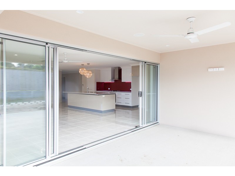 25 Maryvale Circuit, Beaconsfield QLD 4740